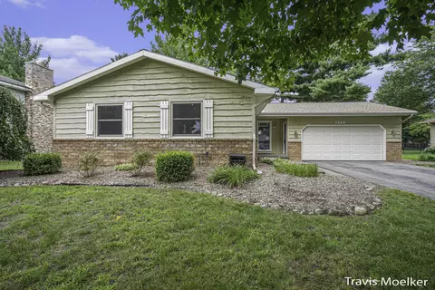 7269 Windgate Dr, Jenison, MI 49428
