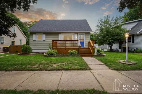 229 S East St, Portland, MI 48875