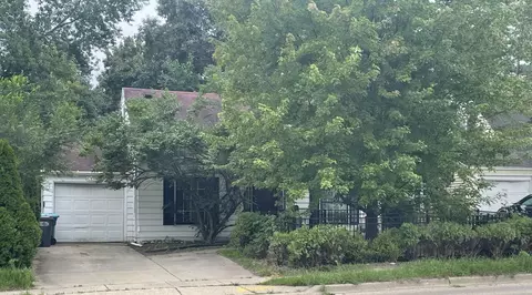 729 Whites Rd, Kalamazoo, MI 49008