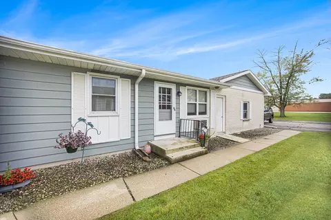 502 Leisure Acres St, Sparta, MI 49345