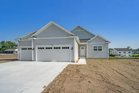 2470 Bison Ln, Muskegon, MI 49444