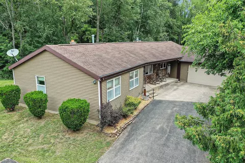 8707 E G Ave, Kalamazoo, MI 49048