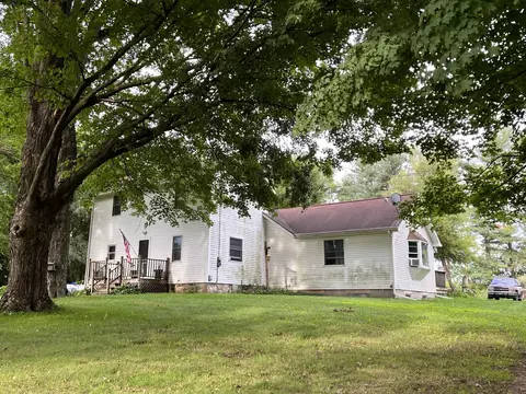 6660 N Bunn Rd, Jonesville, MI 49250