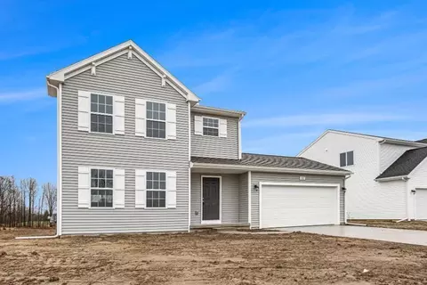 352 N Tannenbaum Trl, Cedar Springs, MI 49319