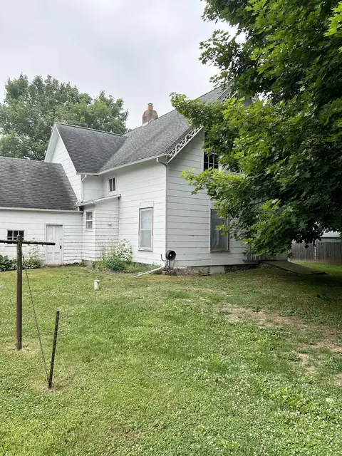 125 Marshall St, Ceresco, MI 49033 photo 4