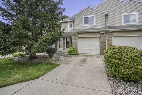 7515 Navajo Valley Dr SW, Byron Center, MI 49315