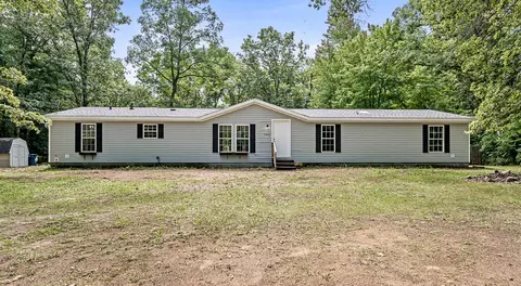 761 E White Lake Dr, Twin Lake, MI 49457