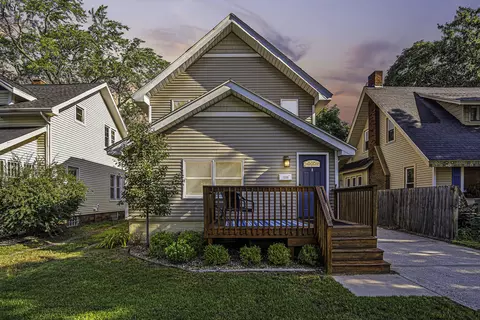 1339 Pennoyer Ave, Grand Haven, MI 49417