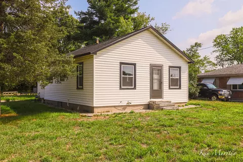4622 E Apple Ave, Muskegon, MI 49442