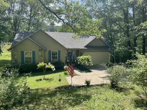 10992 Jones Rd, Berrien Springs, MI 49103