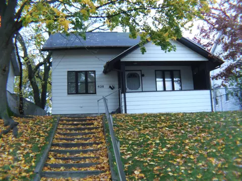 528 Delaware St SE, Grand Rapids, MI 49507