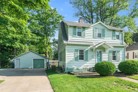 843 Superior St, South Haven, MI 49090