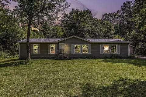 17300 Stal View Ct NE, Cedar Springs, MI 49319