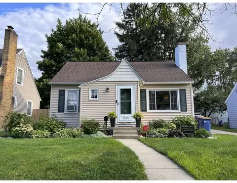 830 S Ottillia St SE, Grand Rapids, MI 49507