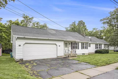700 Maple St, Three Rivers, MI 49093 photo 3