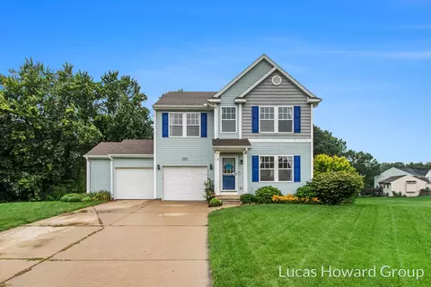 4589 Torrington Dr SE, Kentwood, MI 49512