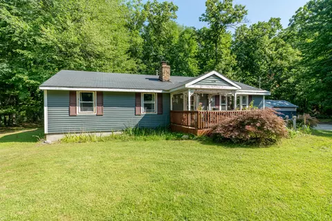 3268 Erskine Rd, Twin Lake, MI 49457