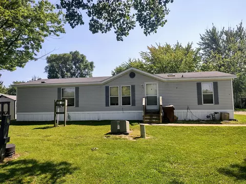 604 W John Beers Rd #11 G, Stevensville, MI 49127