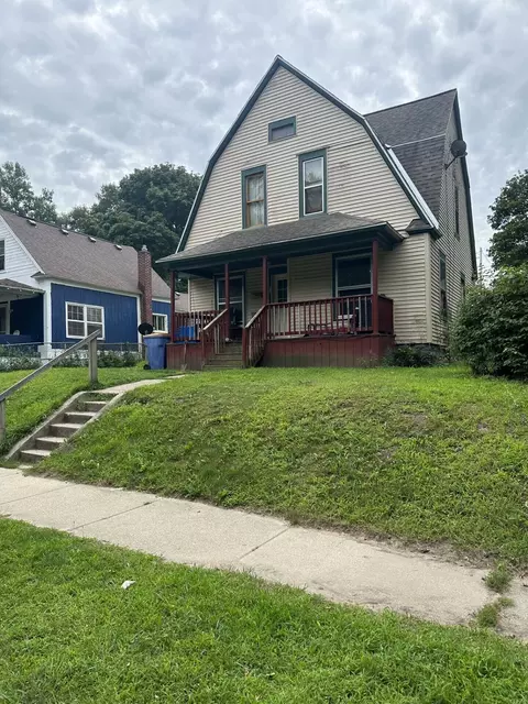 714 Adams St SE, Grand Rapids, MI 49507