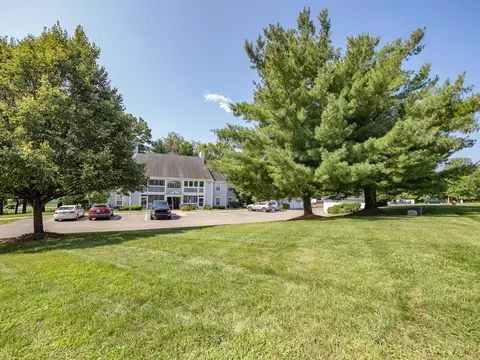 329 Westbrook Ct, Marshall, MI 49068 photo 3