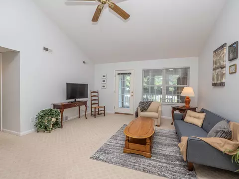 329 Westbrook Ct, Marshall, MI 49068 photo 7
