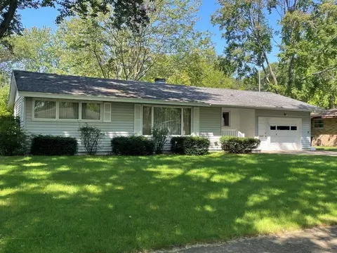 2965 Princeton Ct, Muskegon, MI 49441