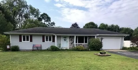 255 N Lake Dr, Coldwater, MI 49036