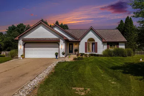 4890 Deerview Ave, Battle Creek, MI 49015