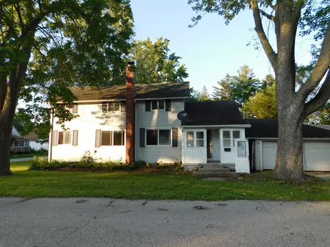225 Jay St, Saint Charles, MI 48655