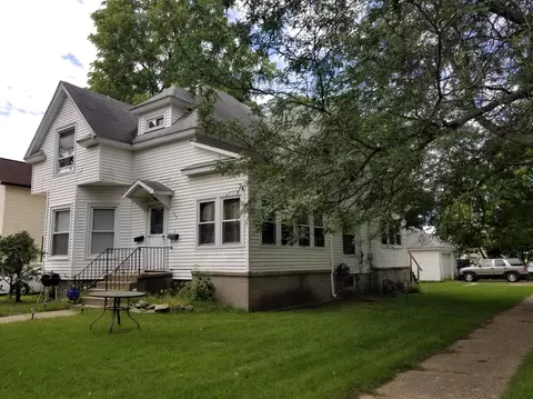 123 N Division Ave, Fremont, MI 49412