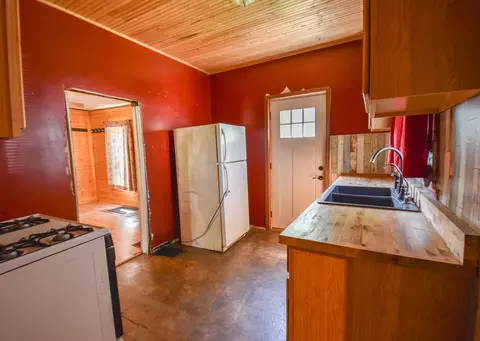 90 E Pierce St, Coldwater, MI 49036 photo 6