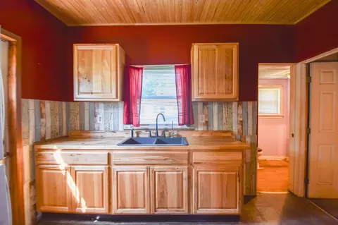90 E Pierce St, Coldwater, MI 49036 photo 5