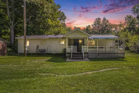 943 Olds Rd, Union City, MI 49094