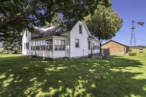 2074 W Polk Rd, Hart, MI 49420