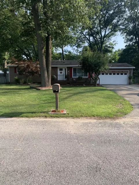 4905 Grace St, Montague, MI 49437