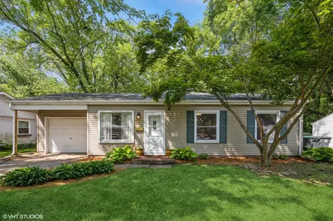 1342 Illinois St, Hobart, IN 46342