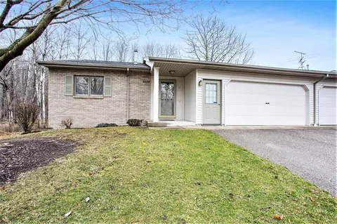 6526 Green Mist Dr, Caledonia, MI 49316