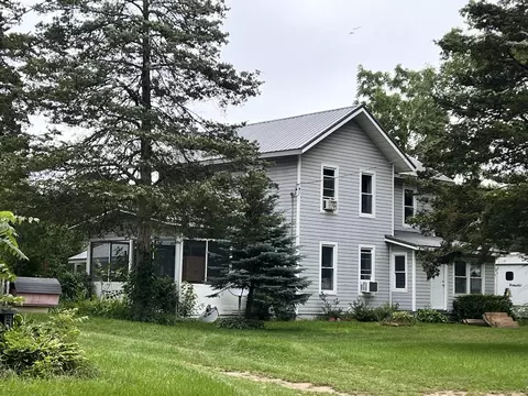 2122 Jeffery Rd, Jonesville, MI 49250