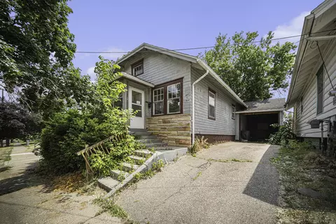 103 Mitchell St, Jackson, MI 49203