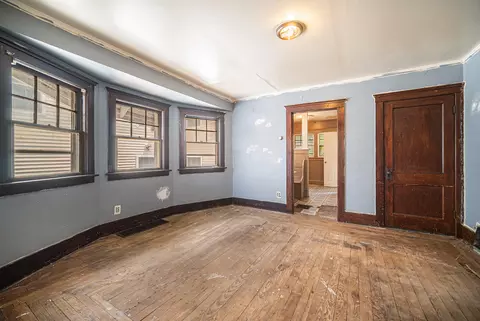 103 Mitchell St, Jackson, MI 49203 photo 6
