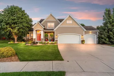 3828 Kentucky Ln, Hudsonville, MI 49426