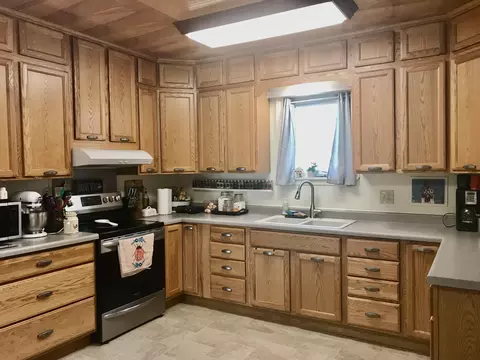 363 E Arbor St, Marcellus, MI 49067 photo 3