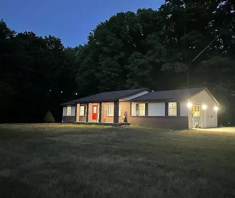 9665 River Rd, Evart, MI 49631