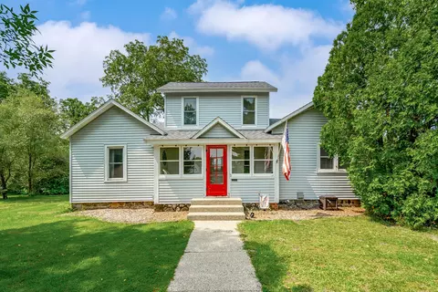 202 Morrell St, Plainwell, MI 49080