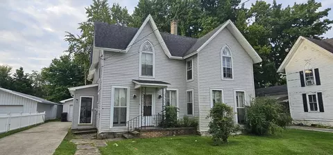 27 W Chicago St, Quincy, MI 49082