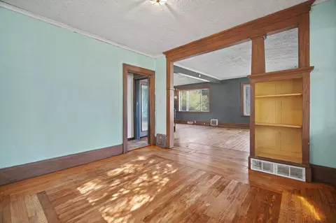 302 Randolph St, Jackson, MI 49203 photo 9