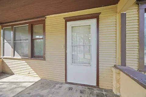 302 Randolph St, Jackson, MI 49203 photo 4