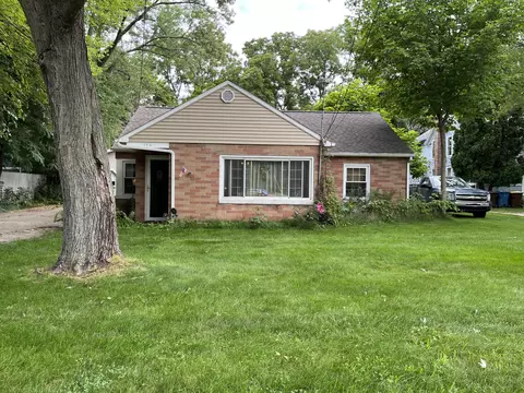 106 W Hughes St, Marshall, MI 49068