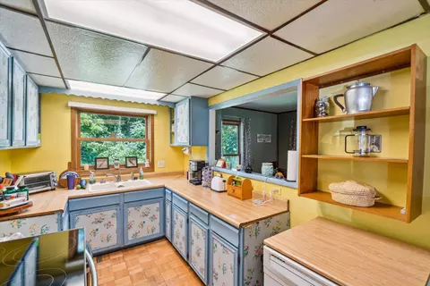 976 44th St, Pullman, MI 49450 photo 7