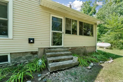 976 44th St, Pullman, MI 49450 photo 3